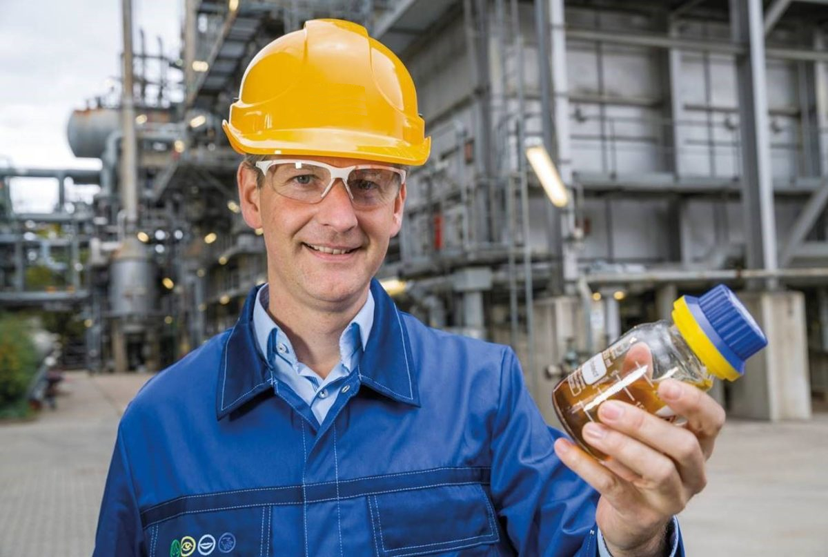 Refinery facility operations